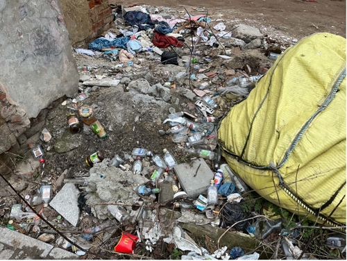 dzikie wysypisko, Łódź ul. Wschodnia 23 dzikie wysypisko, Łódź ul. Wschodnia 23